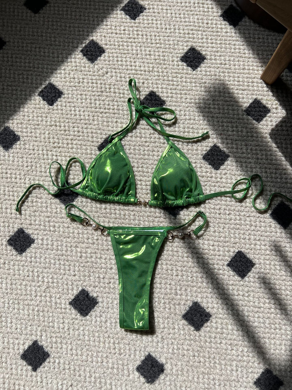 2026 Summer Sexy Shiny Pearl Thong Bikini Set High Cut Two Piece Swimsuit