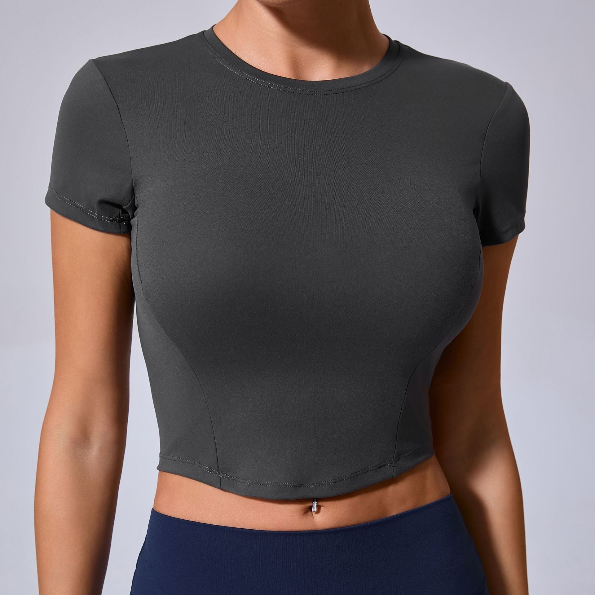 Western-Style Tight Fit Yoga Tee｜Quick-Dry Short Active Top for Running & Outdoor Workouts