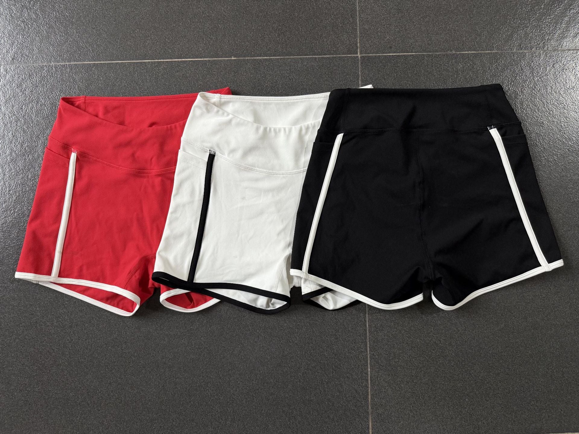 Side Pocket Color Block Yoga Shorts High-Waist Outdoor Fitness Shorts