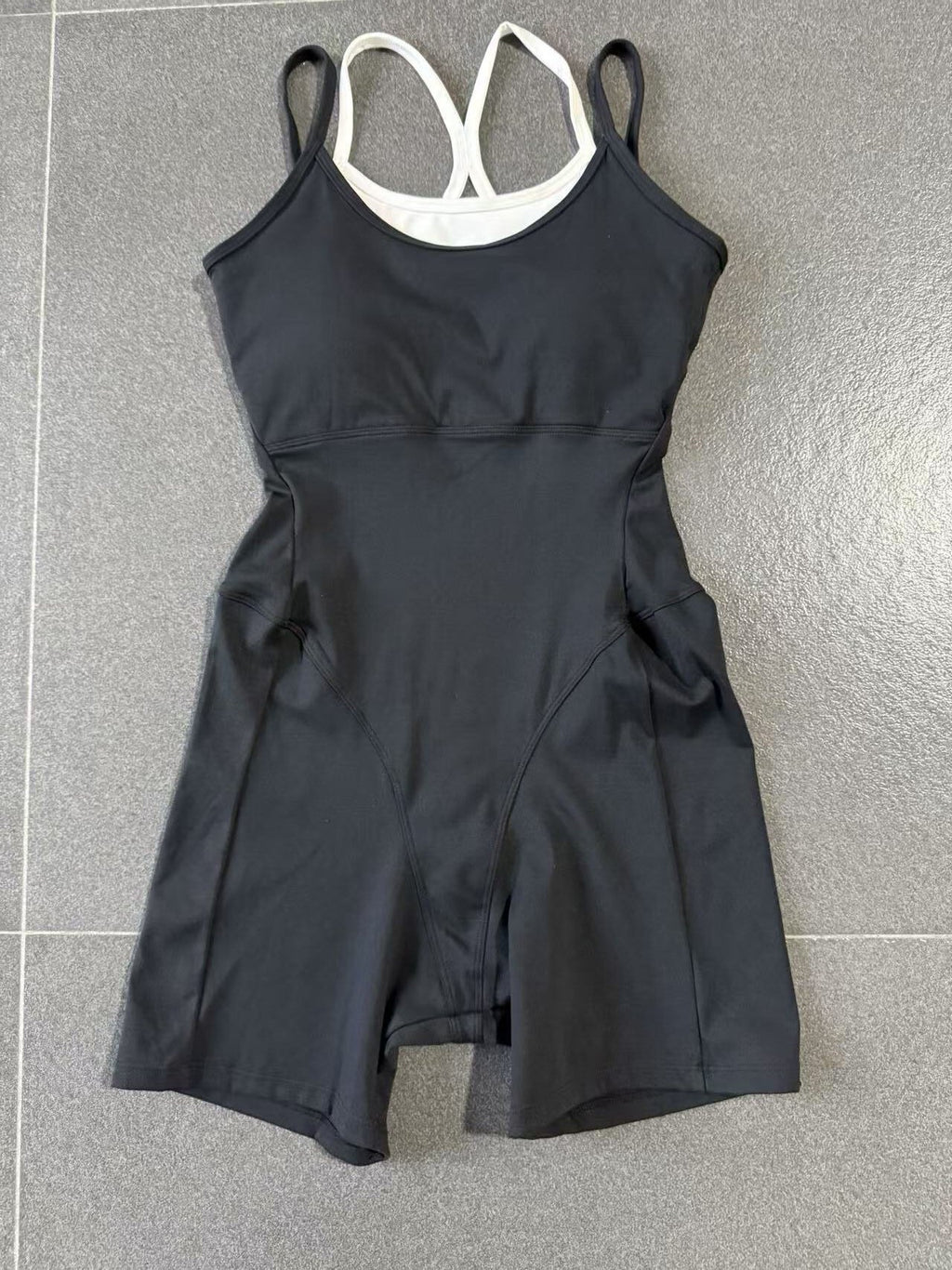 Two-Tone Layered Look Strappy Yoga Jumpsuit Backless Gym One-Piece