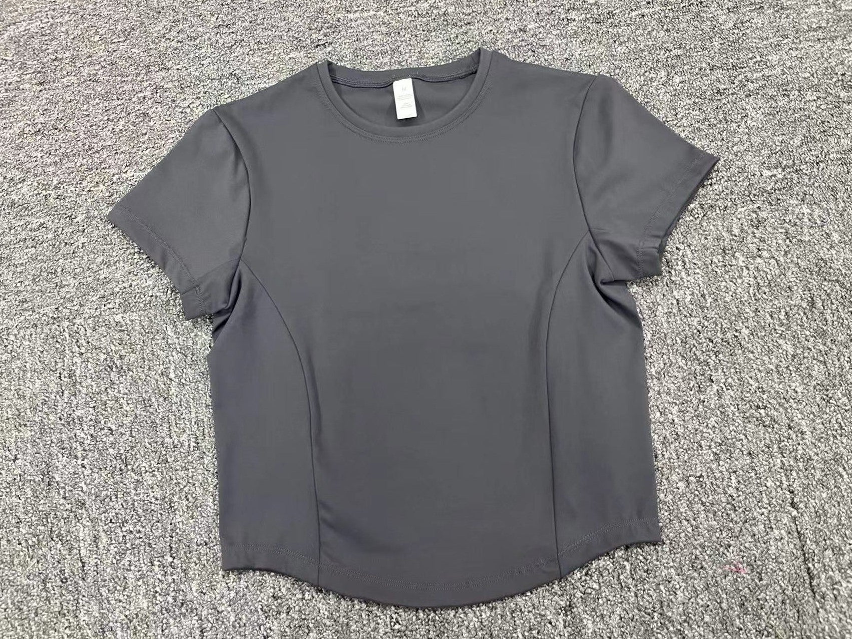Western-Style Tight Fit Yoga Tee｜Quick-Dry Short Active Top for Running & Outdoor Workouts