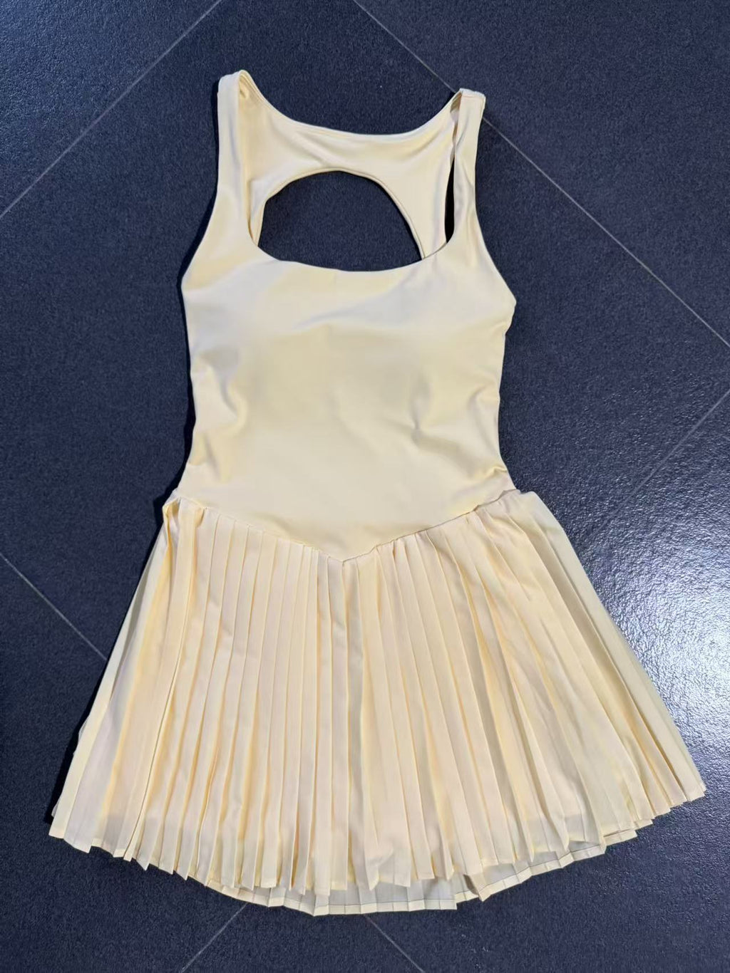 Open Back Sports Dress for Women | Pleated Anti-Exposure Yoga Tennis Dress for Outdoor Fitness