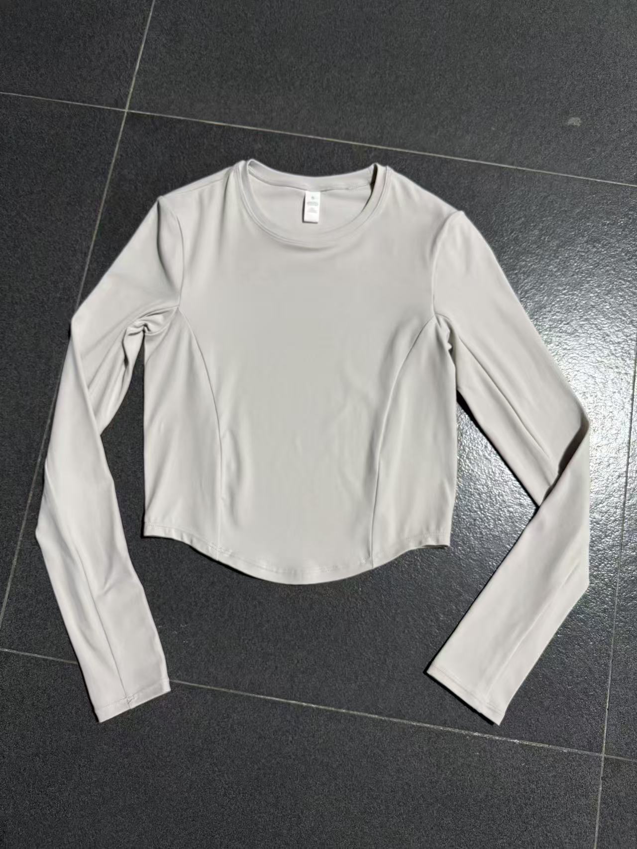 Winter Compression Long Sleeve Yoga Top | High-Intensity Training & Pilates Activewear