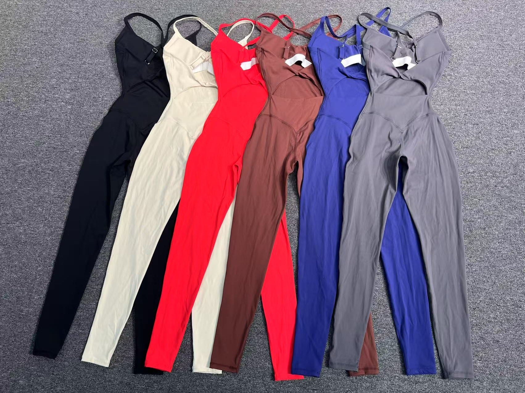 Adjustable Buckle Cross Waist-Cinching Scrunch Butt Yoga Jumpsuit Tight-Fit Workout Bodysuit