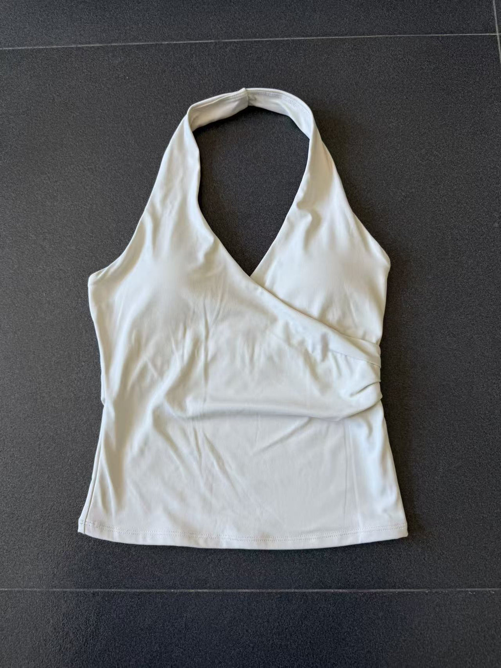 Ruched V-Neck Halter Yoga Tank | Slim Fit Cross Back Running & Fitness Sports Bra
