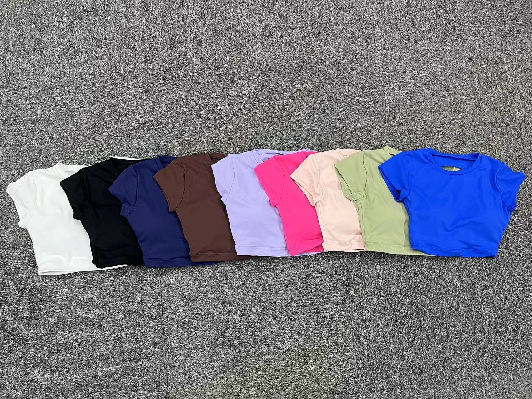 New Bare-Feel Backless Yoga Top｜Quick-Dry Tight Fit Active T-Shirt with Built-In Bra for Running & Gym