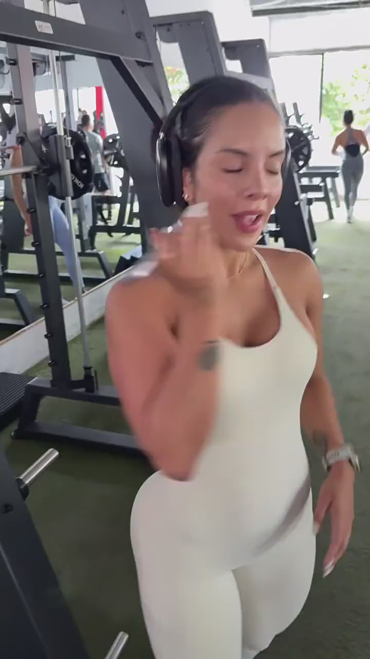 Adjustable Strap Backless Scrunch Butt Yoga Jumpsuit Slight Flare Fitness Wear