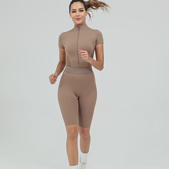 Waist-Shaping Zip Neck Short Sleeve Yoga Jumpsuit Mesh Panel Gym Bodysuit