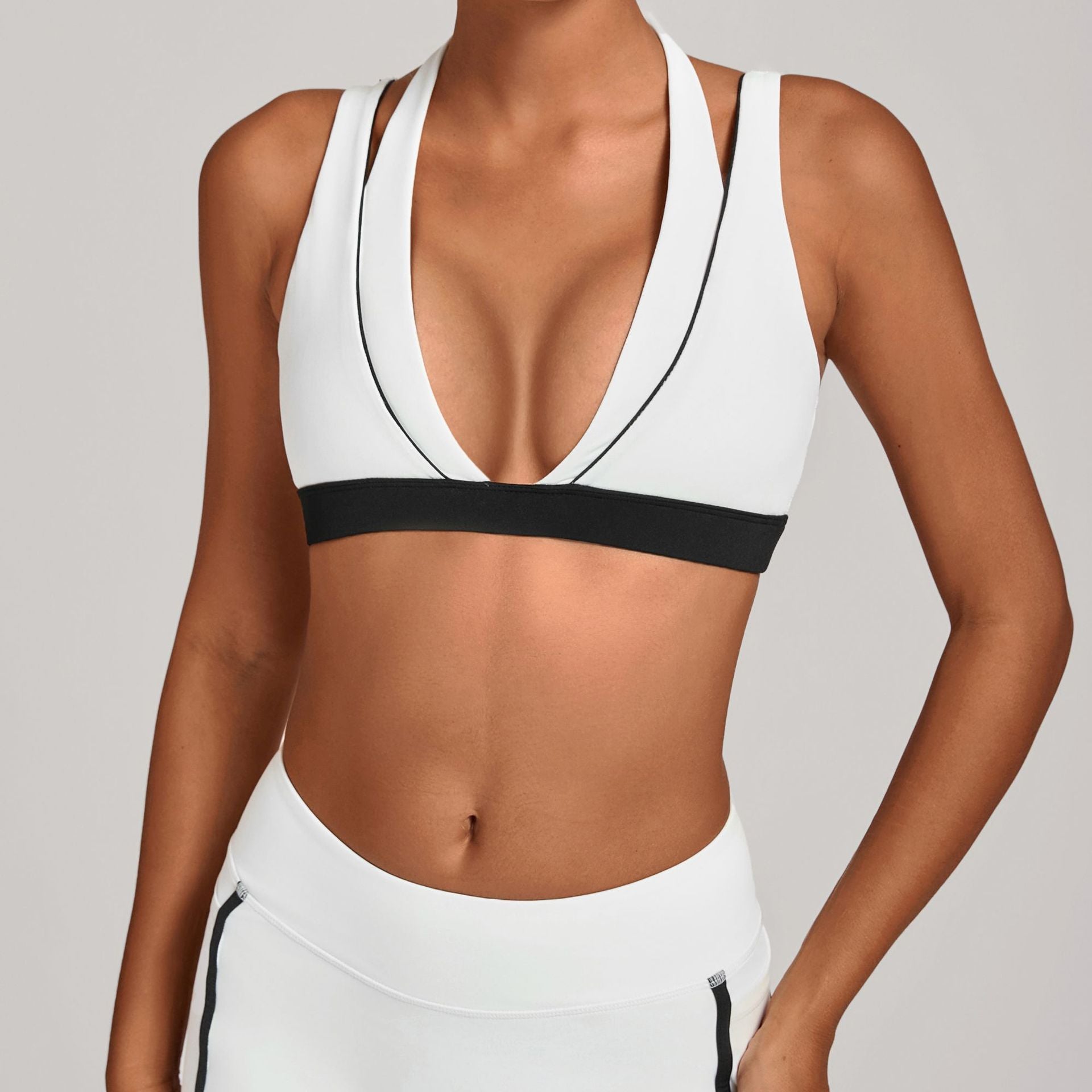 Color Block Patchwork Halter Yoga Bra | Cross Back Slim Fit Running & Fitness Sportswear