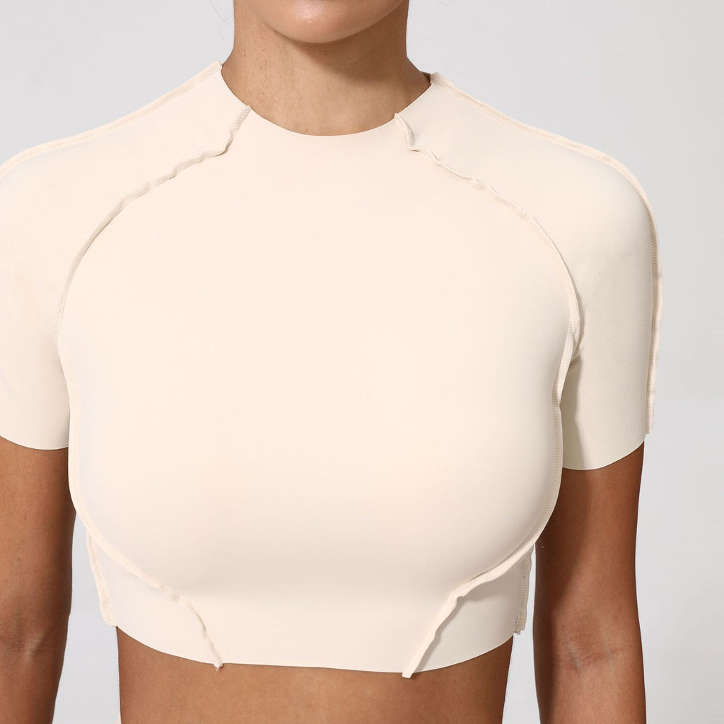 3D Seam Sculpting Yoga Tee｜Slim-Fit No-Bra High-Stretch Lightweight Fitness Top