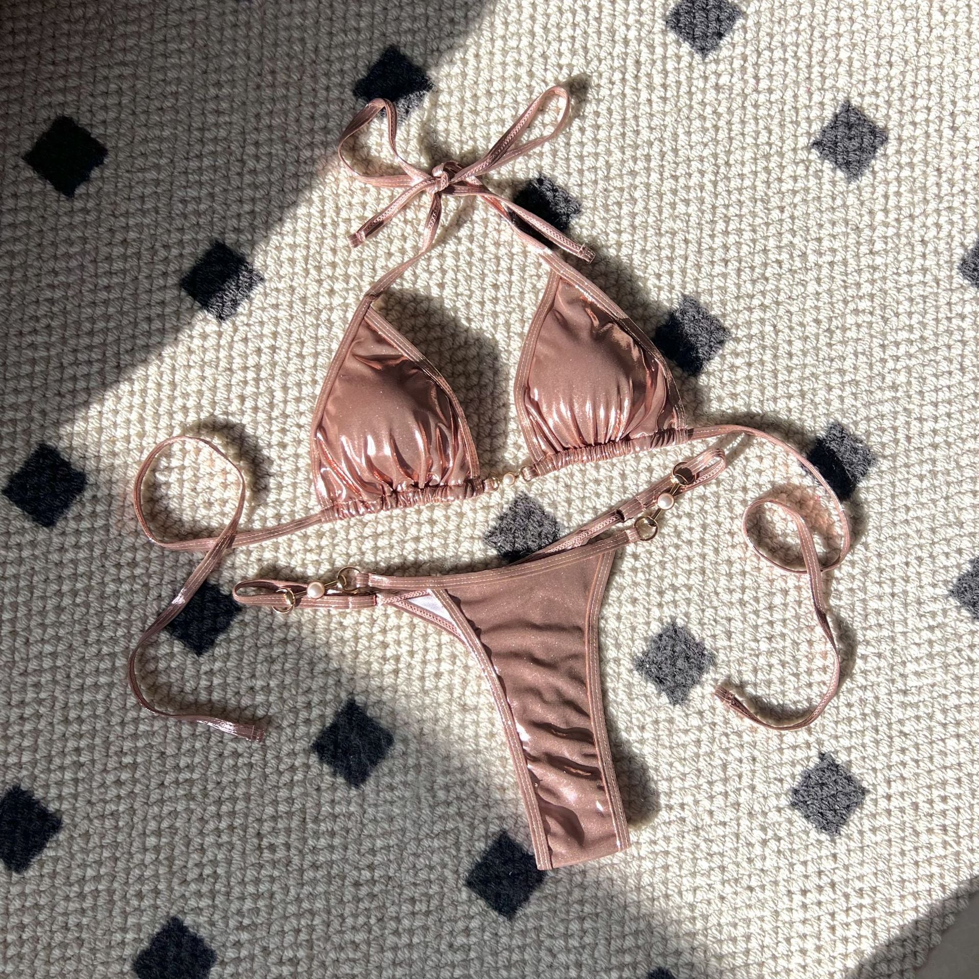 2026 Summer Sexy Shiny Pearl Thong Bikini Set High Cut Two Piece Swimsuit