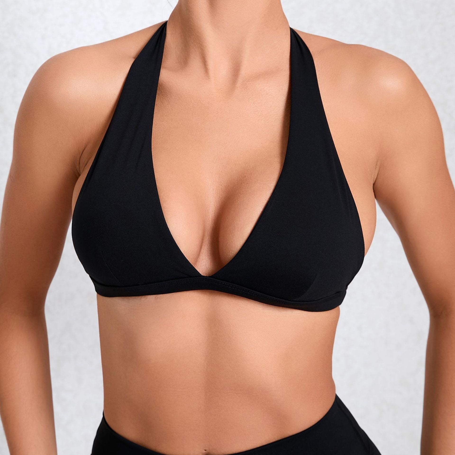 Halter Neck Open Back Yoga Bra | Naked-Feel Quick-Dry Sports Bra for Running & Fitness