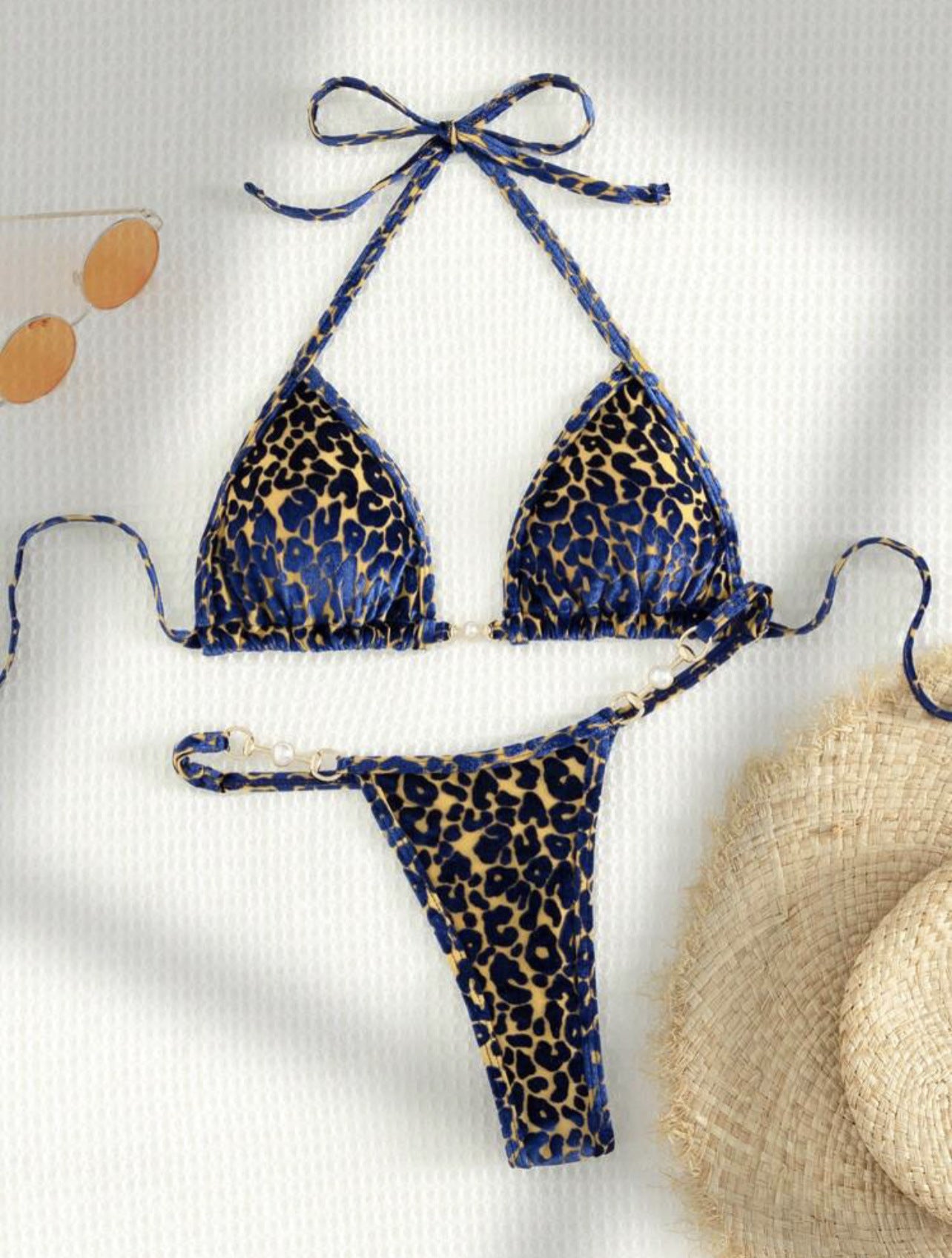2026 Summer Sexy Pearl Leopard Print Thong Bikini Set Special Fabric Split Swimsuit