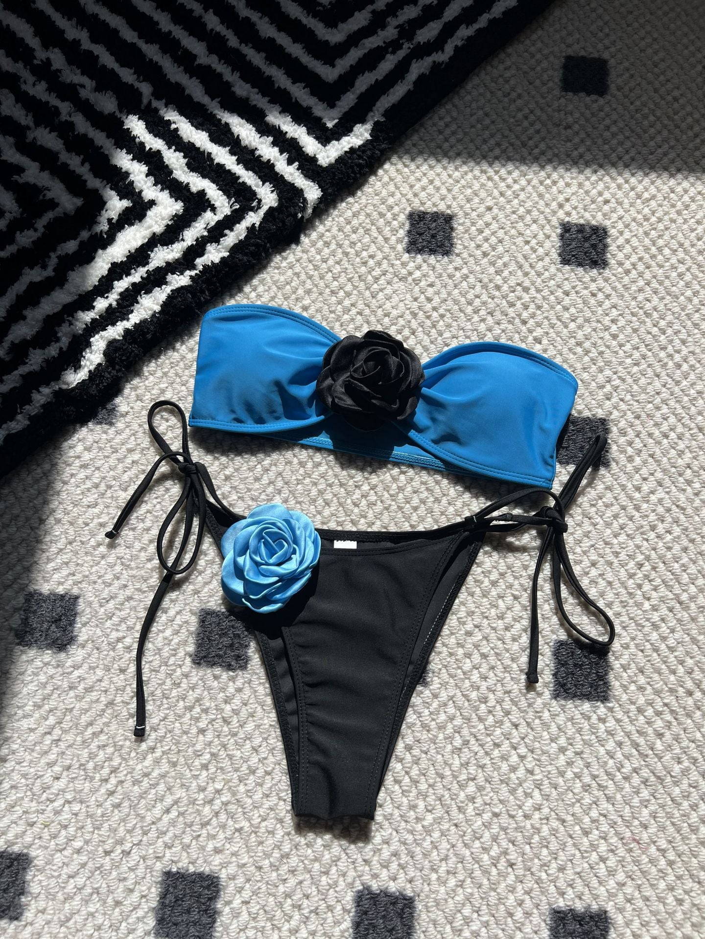 2026 Color Block Rose Bandeau Drawstring Bikini Set Two Piece Split Swimsuit